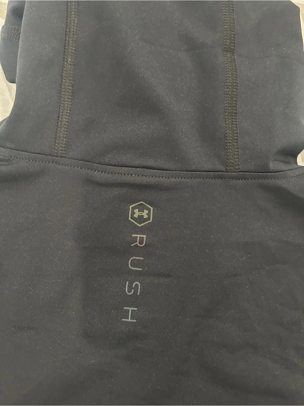 Under Armour rush tee with hood - Picture 5 of 5